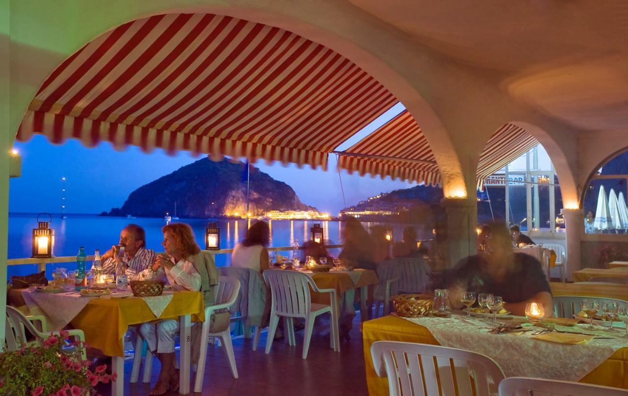 Hotel Vittorio Beach Resort Barano d'Ischia ภายนอก รูปภาพ